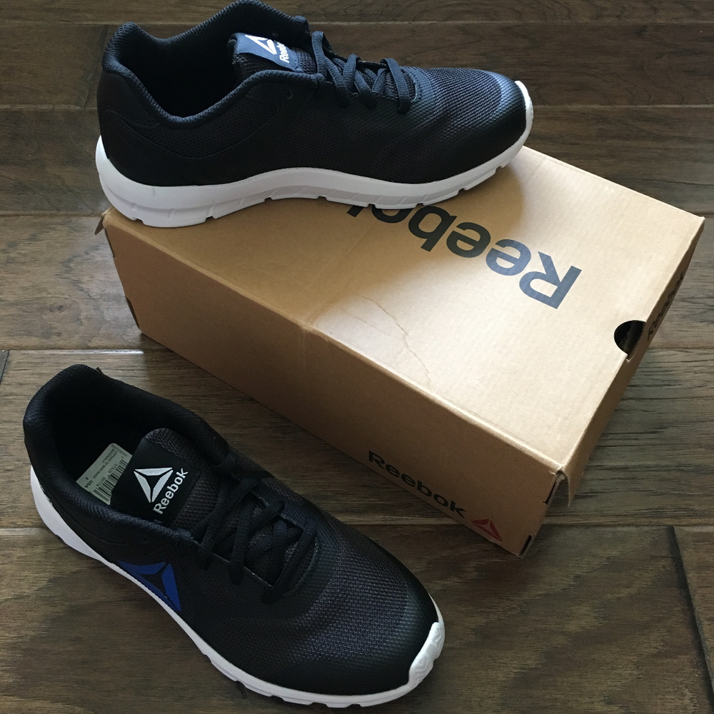 NIB Reebok Kids' Rush Runner Athletic Shoe Size 5